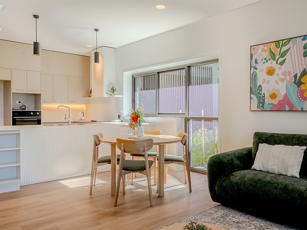 furnished lounge dining area at Assisi apartments